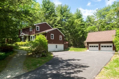 18 Ffrost Drive Durham NH 03824