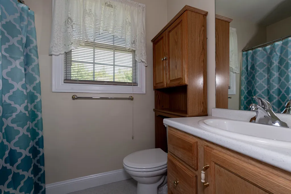 36 Pearson Lane New Boston NH 03070
