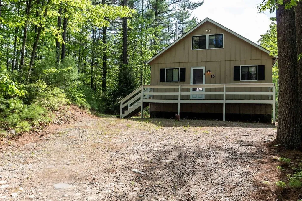 15 Clover Drive Wakefield NH 03830