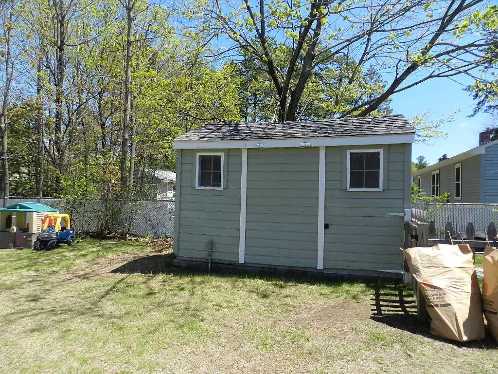 15 Dudley Drive Concord NH 03301