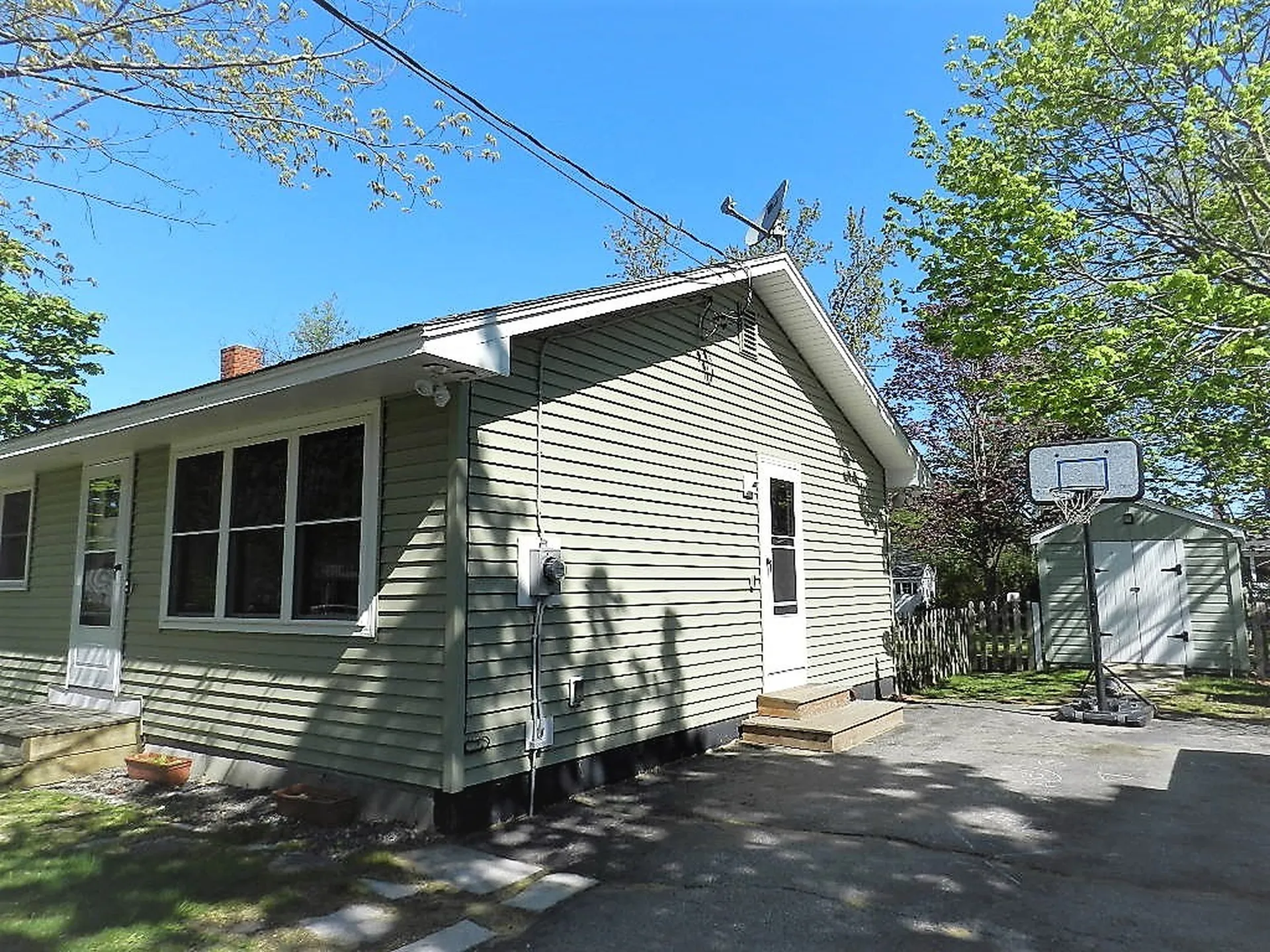 15 Dudley Drive Concord NH 03301