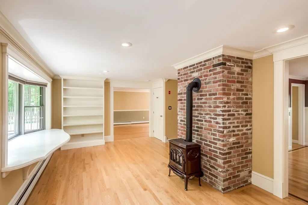 7 Toon Lane Lee NH 03861