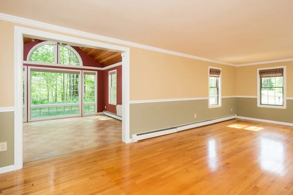 7 Toon Lane Lee NH 03861