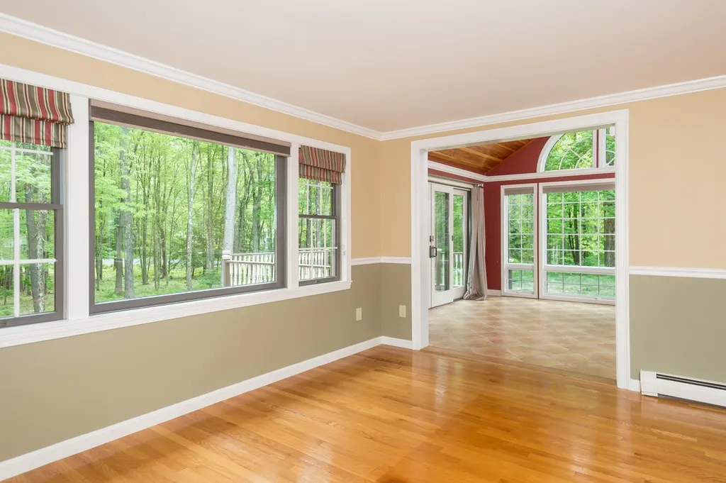 7 Toon Lane Lee NH 03861