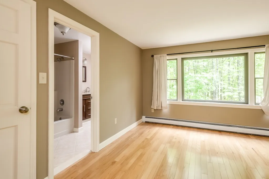 7 Toon Lane Lee NH 03861