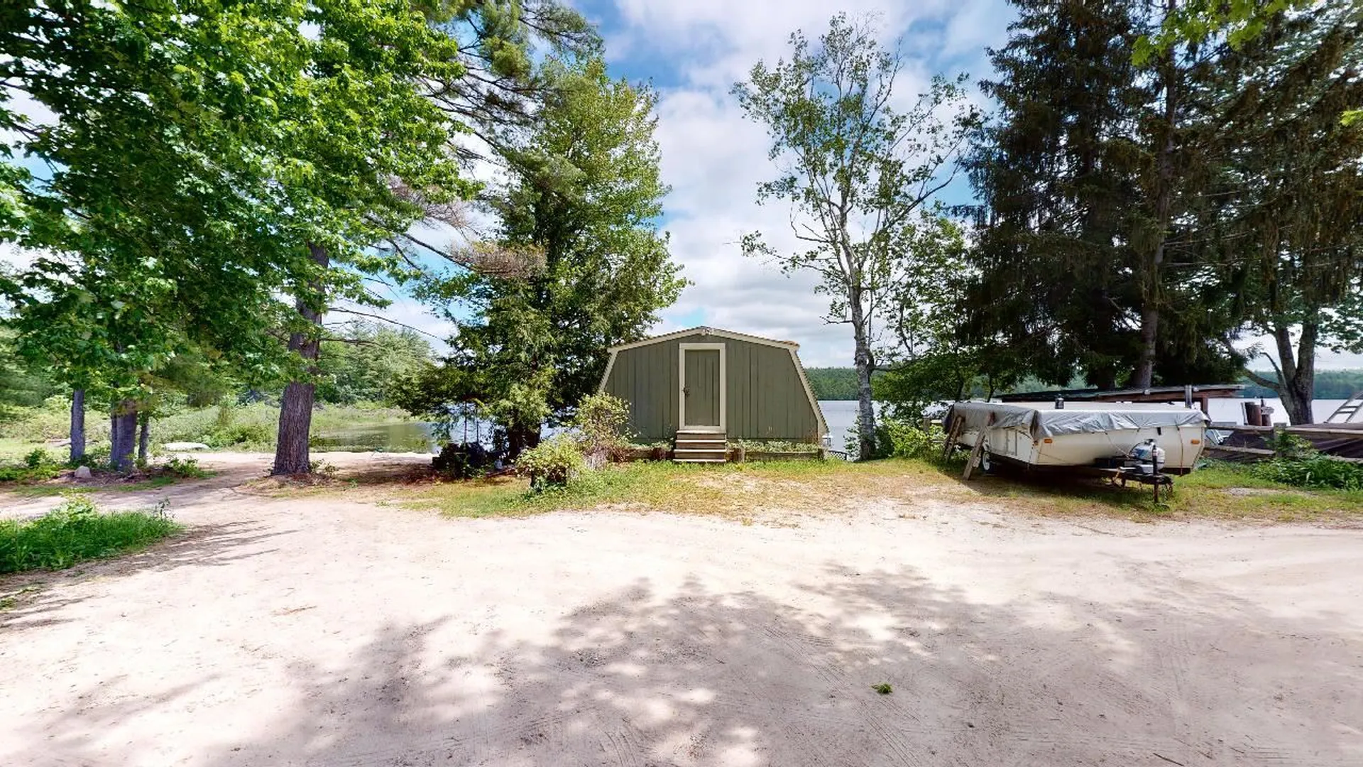 41 Lake Potanipo Road Brookline NH 03033