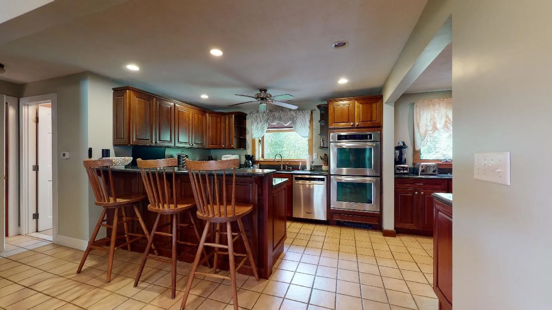 41 Lake Potanipo Road Brookline NH 03033