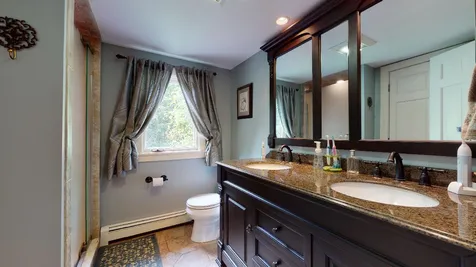 41 Lake Potanipo Road Brookline NH 03033