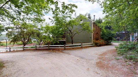 41 Lake Potanipo Road Brookline NH 03033
