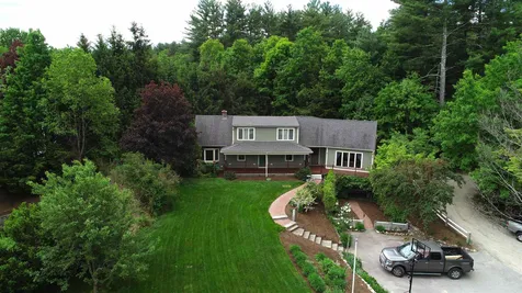 41 Lake Potanipo Road Brookline NH 03033