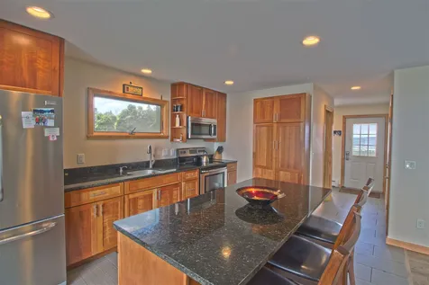 51 Us Route 2 South Hero VT 05486