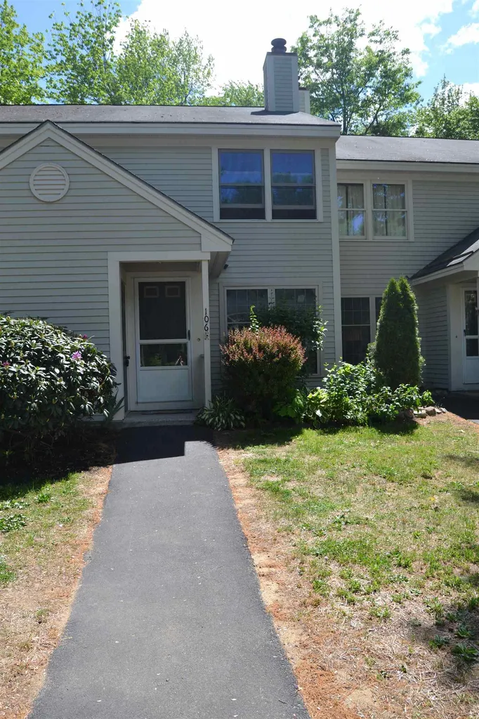 106 Woodland Green Rochester NH 03868