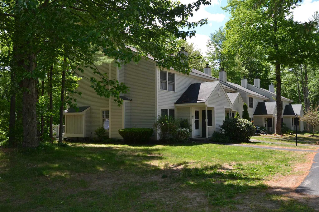 106 Woodland Green Rochester NH 03868