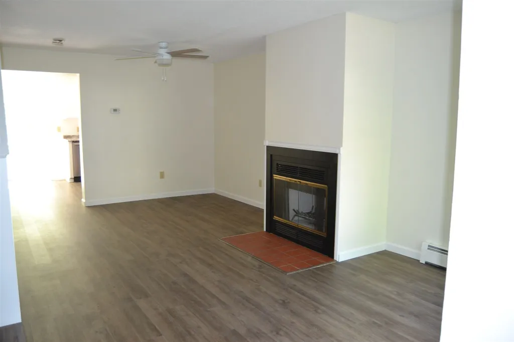 106 Woodland Green Rochester NH 03868