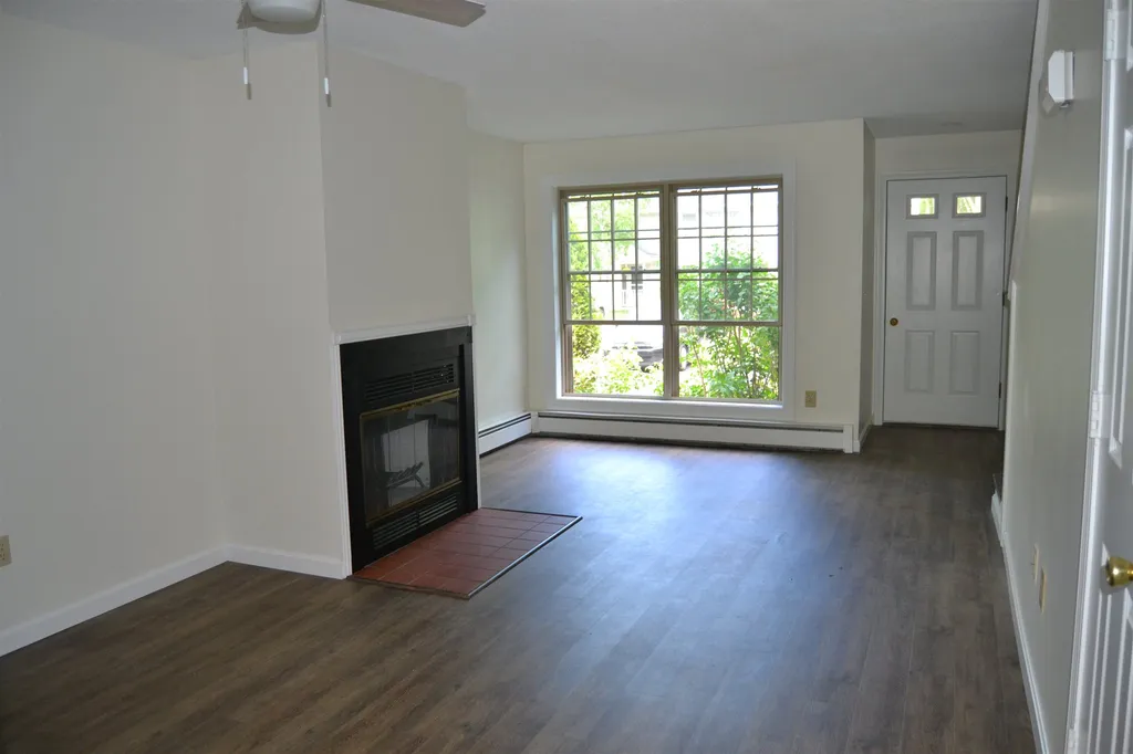 106 Woodland Green Rochester NH 03868