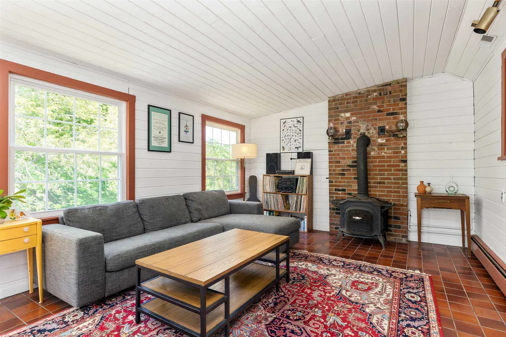 93 Picott Road Kittery ME 03904