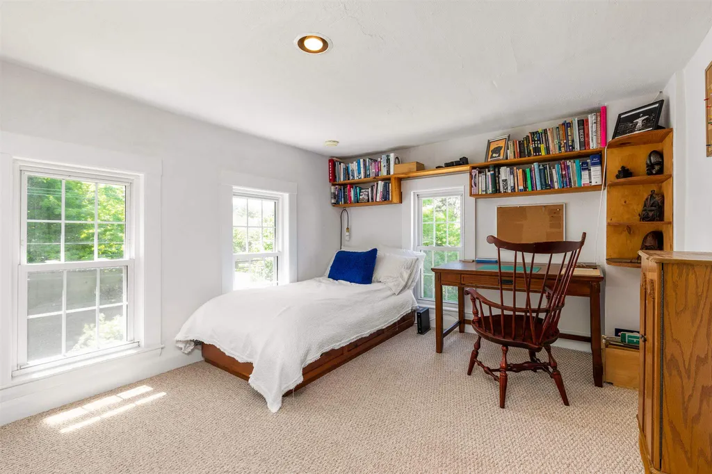 93 Picott Road Kittery ME 03904
