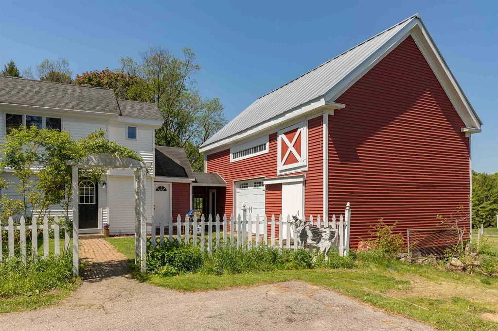 93 Picott Road Kittery ME 03904
