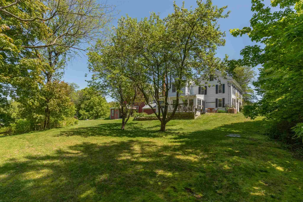 93 Picott Road Kittery ME 03904