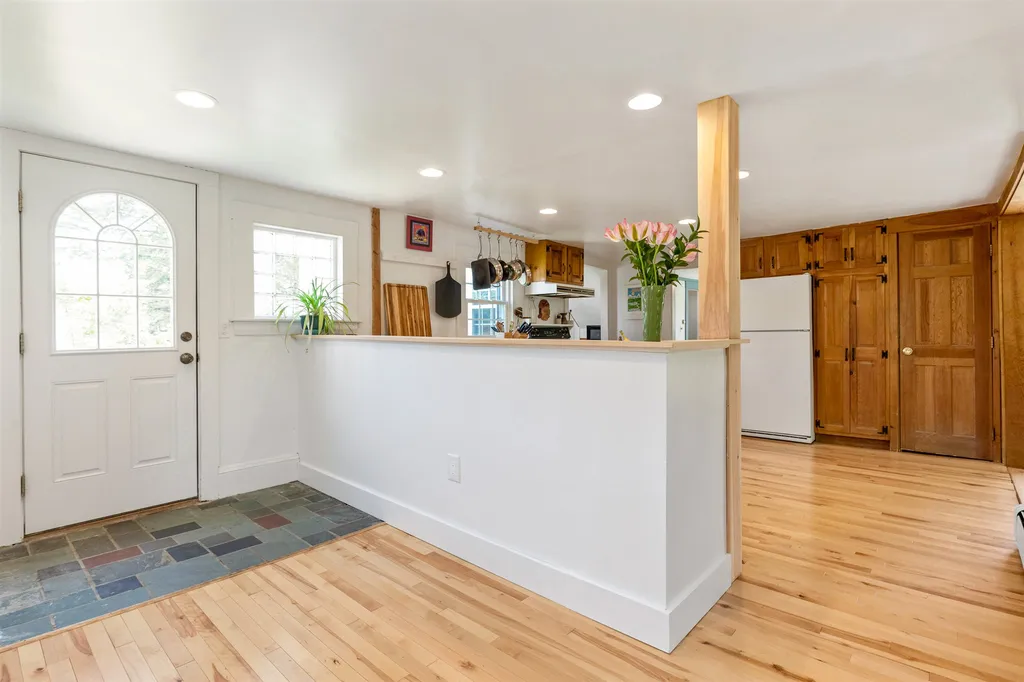 93 Picott Road Kittery ME 03904