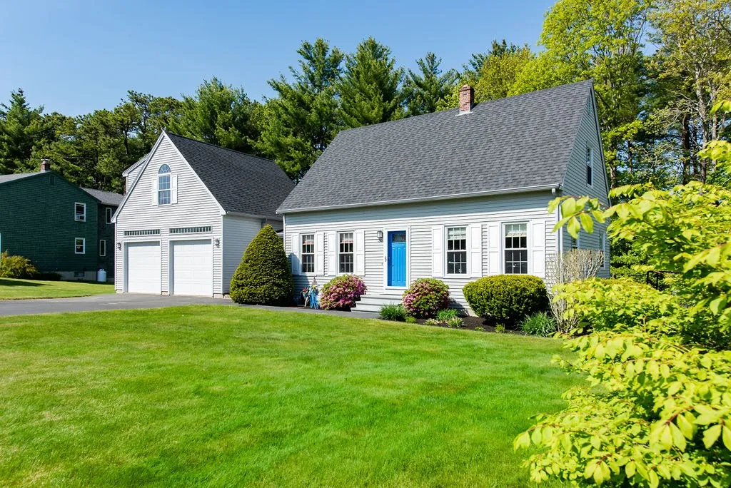 30 Tamarack Drive South Berwick ME 03908