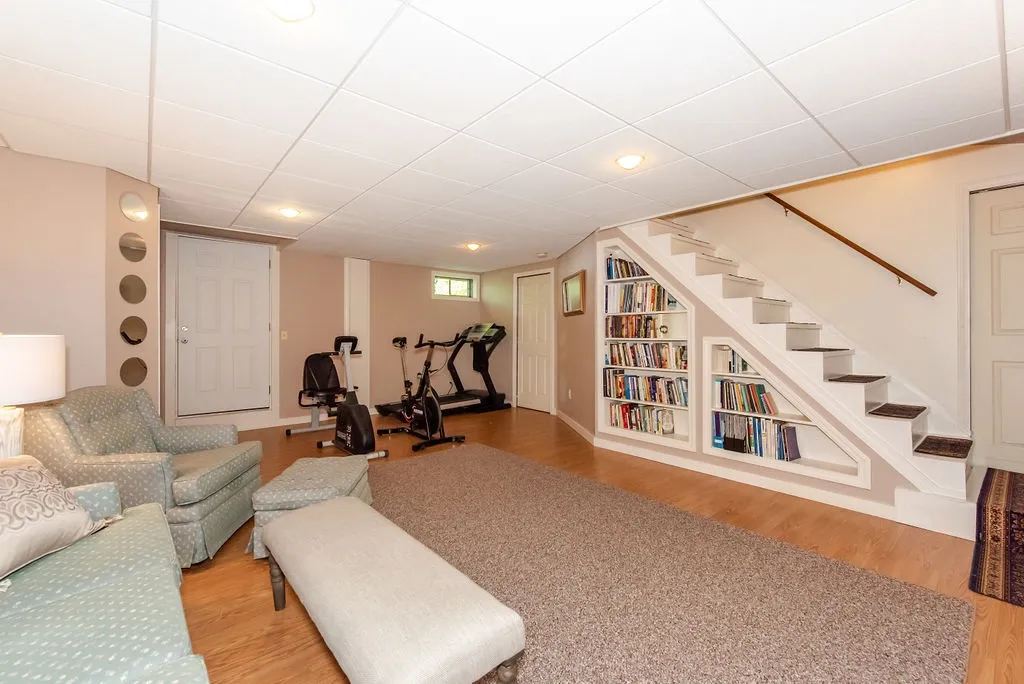 30 Tamarack Drive South Berwick ME 03908