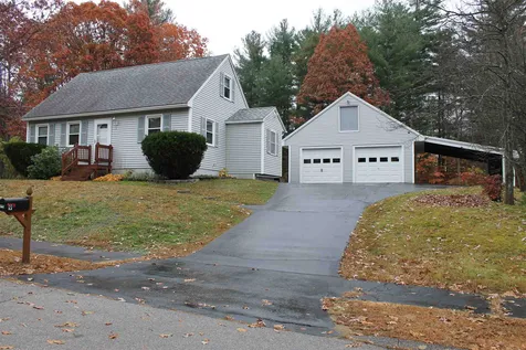 9 Ron Wyn Drive Somersworth NH 03878