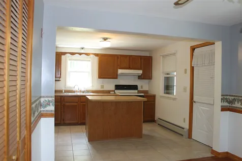 9 Ron Wyn Drive Somersworth NH 03878