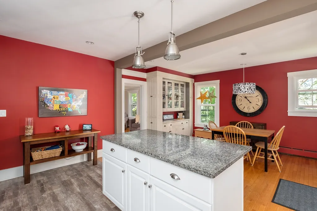 911 South Street Portsmouth NH 03801