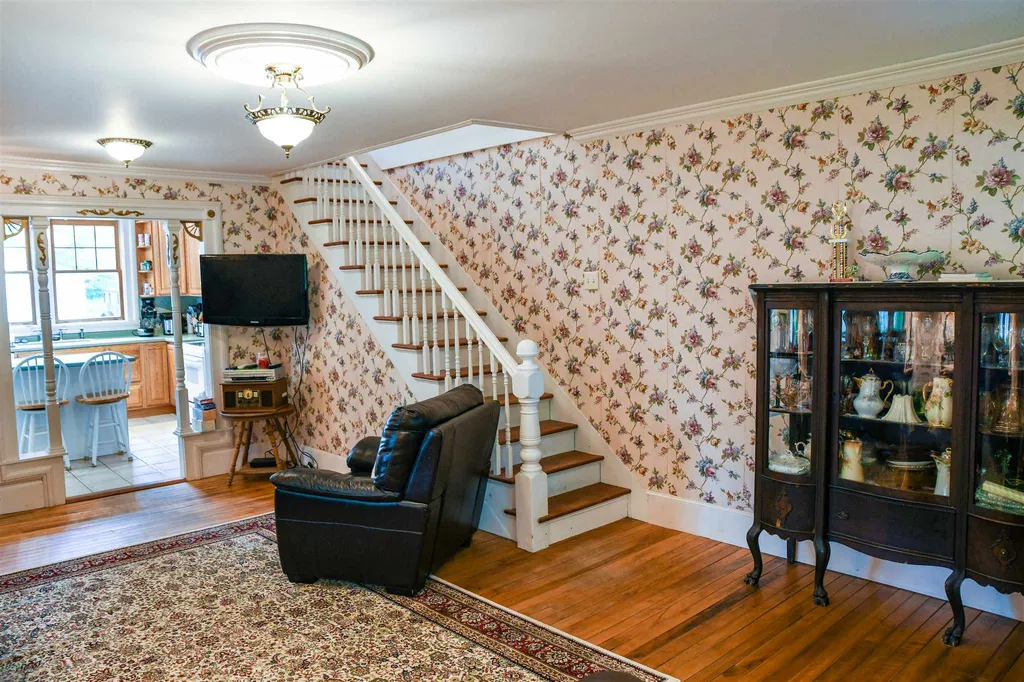 270 Agassiz Street Bethlehem NH 03574