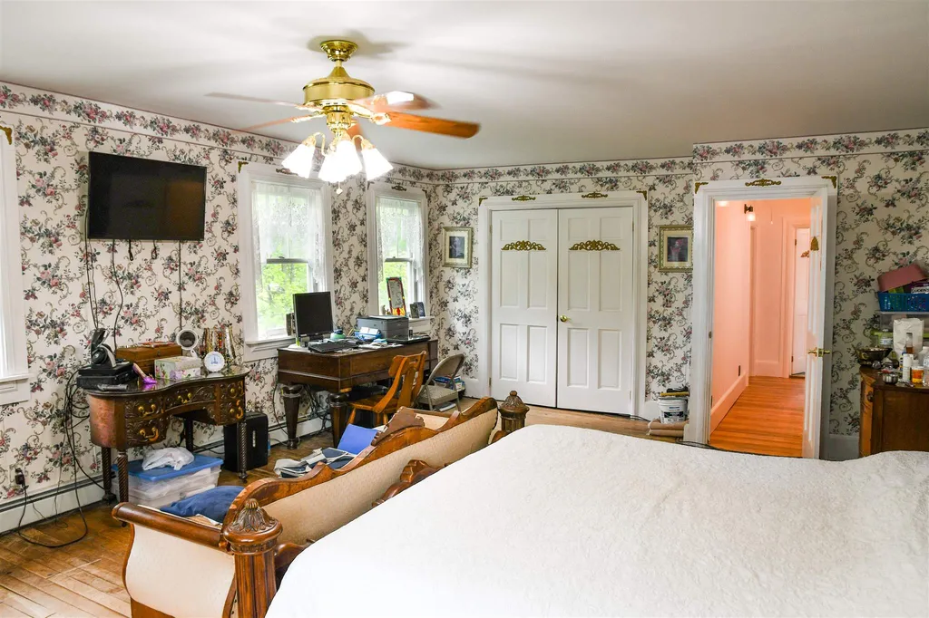 270 Agassiz Street Bethlehem NH 03574