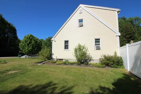 30 Hemlock Street Rochester NH 03867