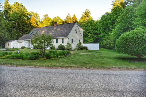 30 Hemlock Street Rochester NH 03867