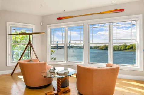 32 Badgers Island W Kittery ME 03904