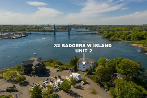 32 Badgers Island W Kittery ME 03904