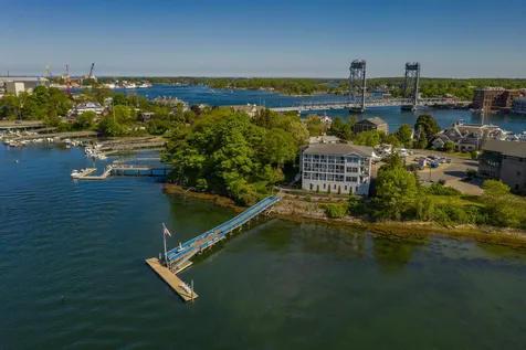 32 Badgers Island W Kittery ME 03904