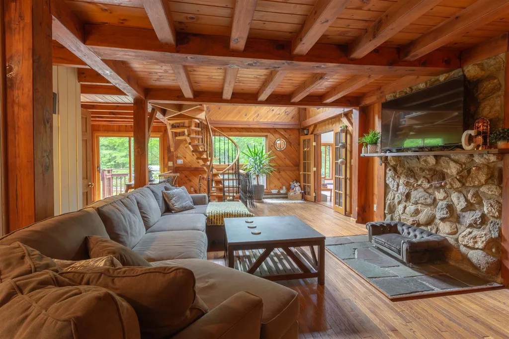 38 Shady Lane Barrington NH 03825