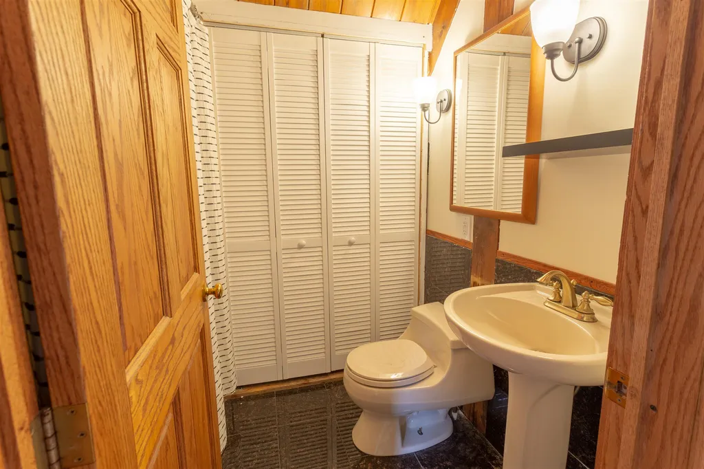 38 Shady Lane Barrington NH 03825