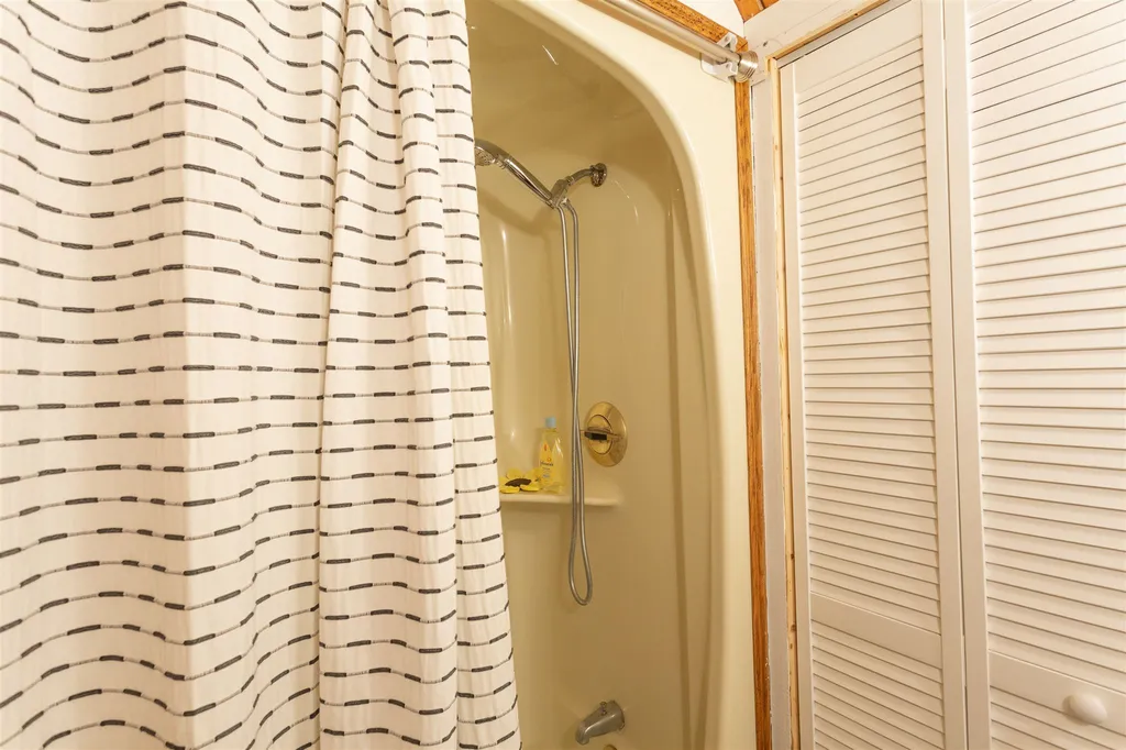 38 Shady Lane Barrington NH 03825