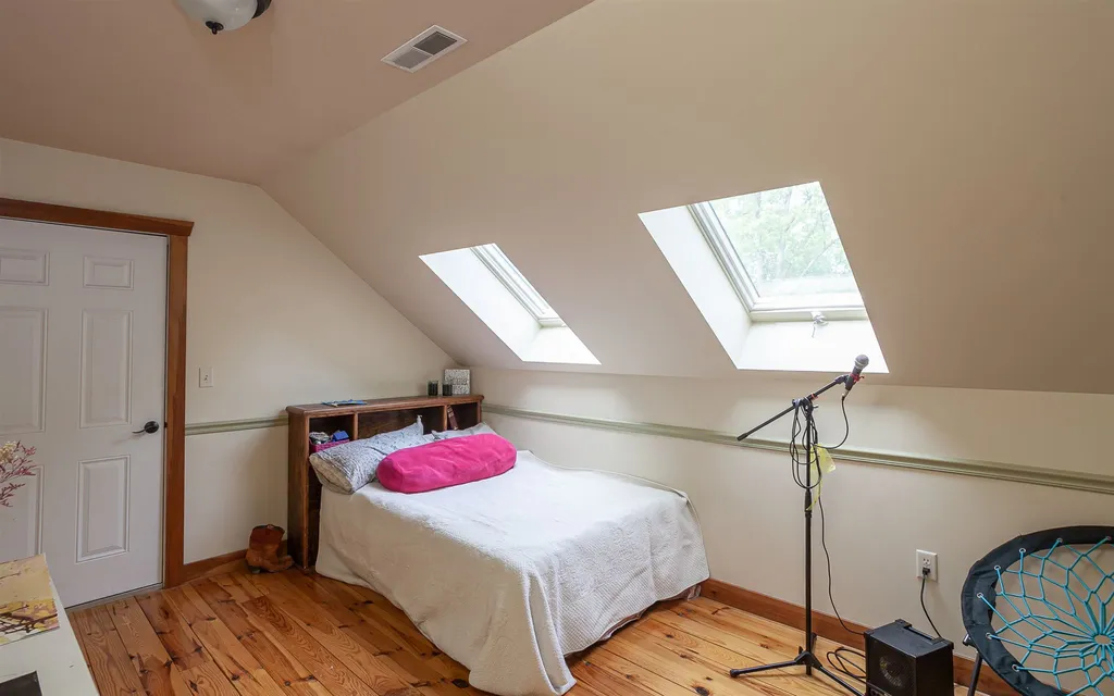 46 Karl Lane Fitzwilliam NH 03447