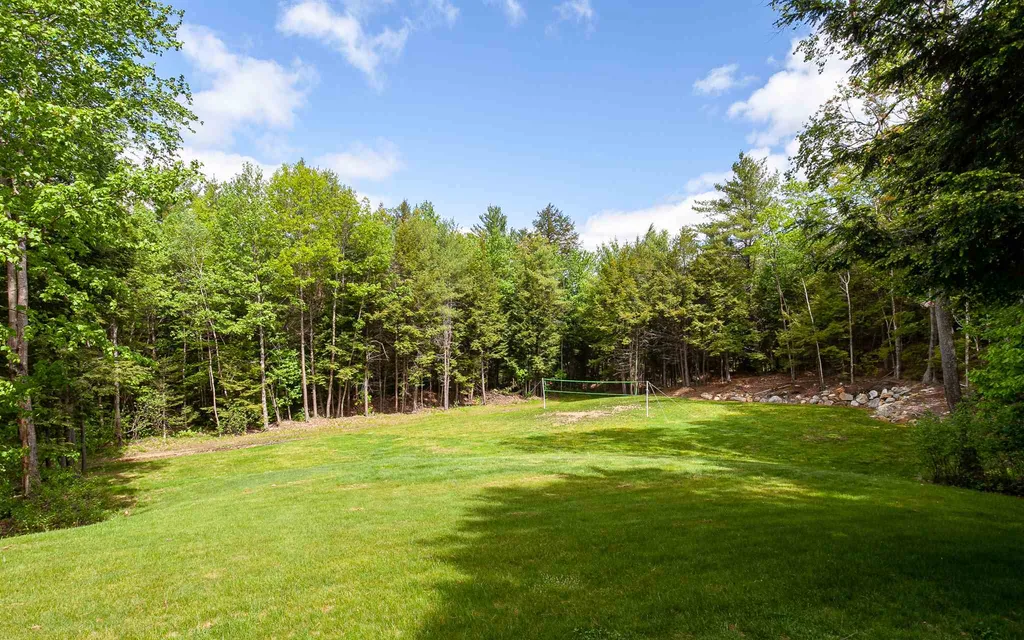46 Karl Lane Fitzwilliam NH 03447