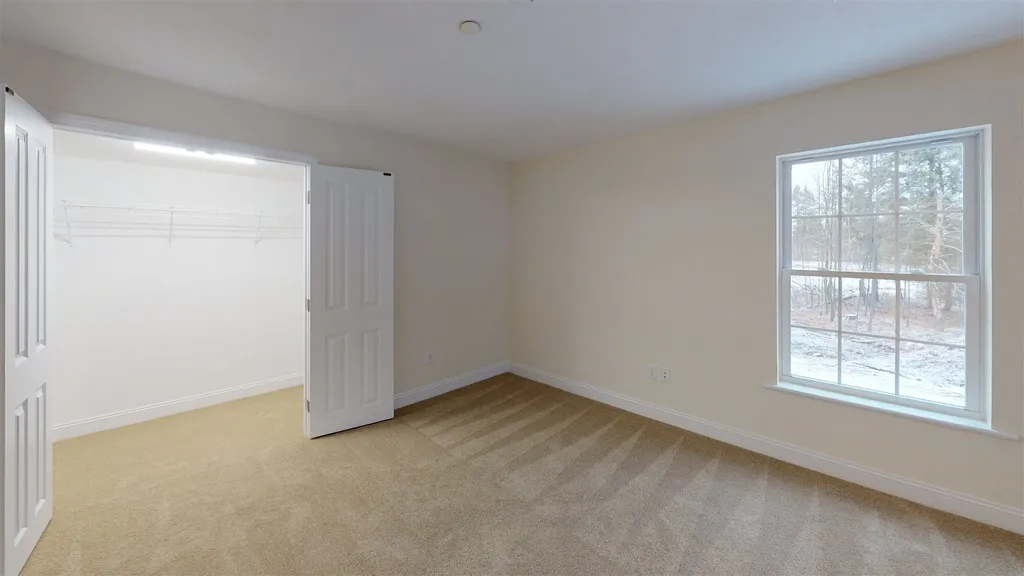 29 Ward Way Danville NH 03819