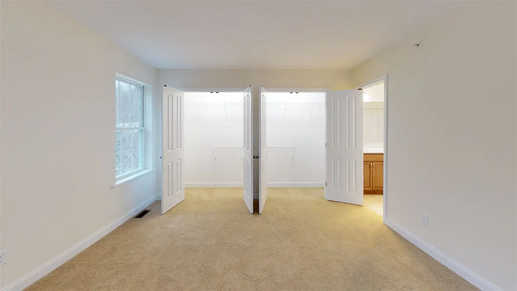 29 Ward Way Danville NH 03819