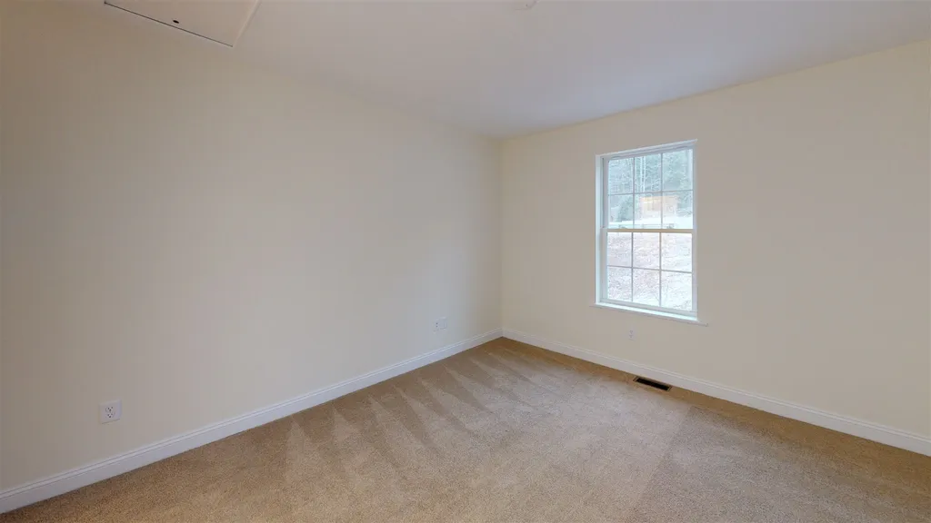 29 Ward Way Danville NH 03819