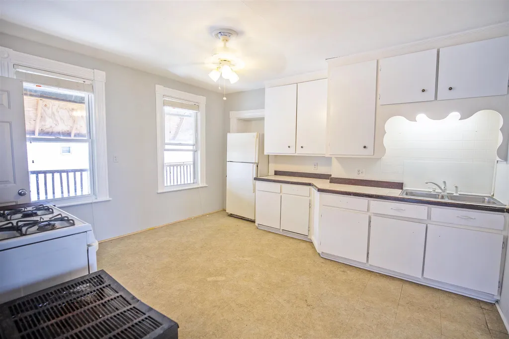 280 Spruce Street Manchester NH 03103
