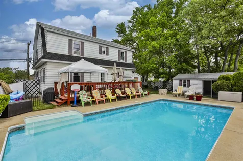 25 Burke Street Nashua NH 03060