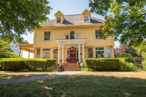 50 Maple Street Somersworth NH 03878