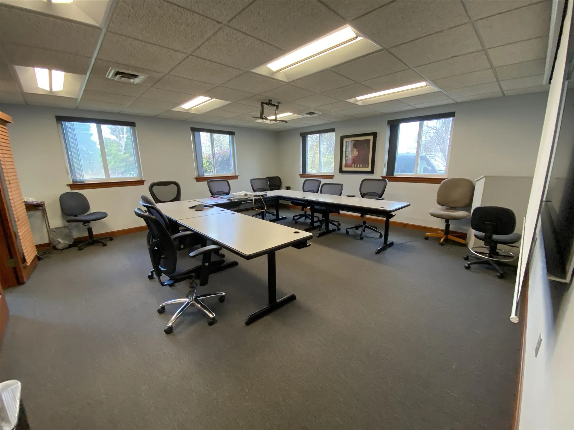 592 Harvey Road Manchester NH 03103