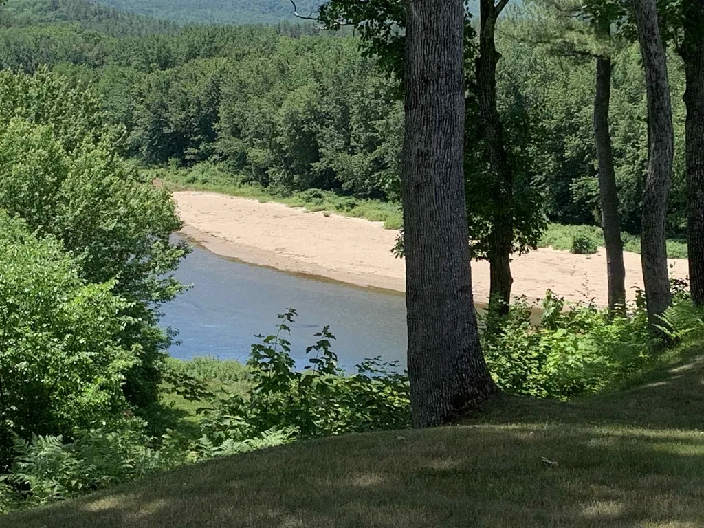 34 Circle Drive Ashland NH 03217