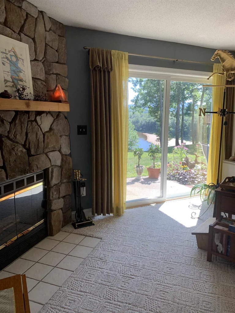34 Circle Drive Ashland NH 03217
